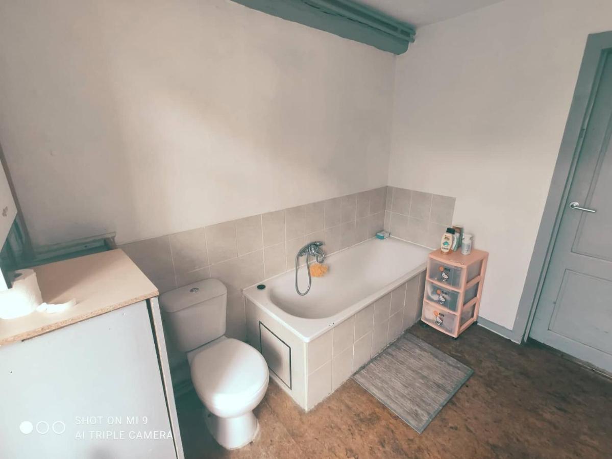 Chambre Privee Dans Maison Tout Confort Jodoigne Exterior photo